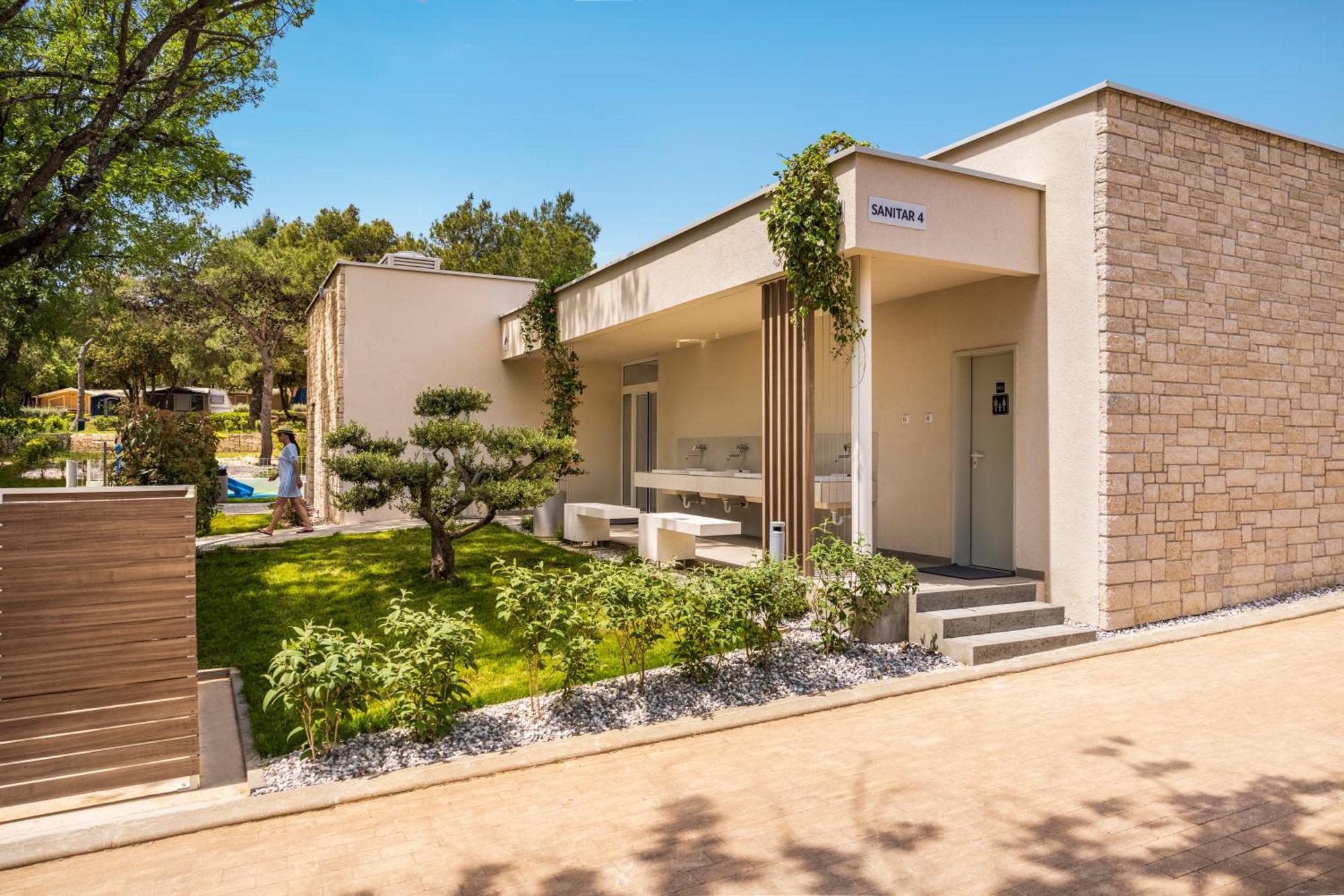 Maistra Camping Vestar Pitches Ровінь Екстер'єр фото